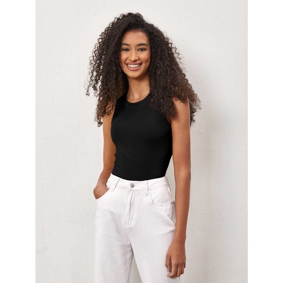 minimalist Solid Slim high neck Tank Top white - Picture 3 of 12